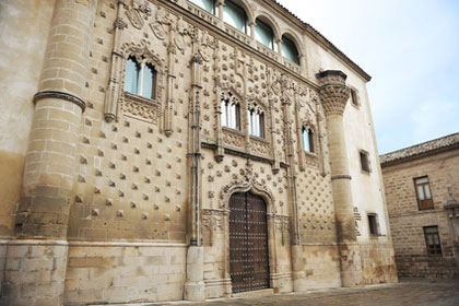 Palacio del Jabalquinto