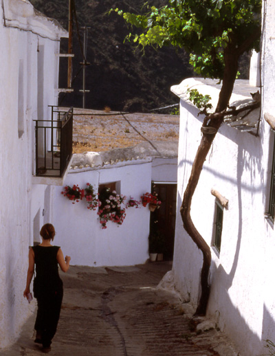 Gasse in einer Stadt in Andalusien
